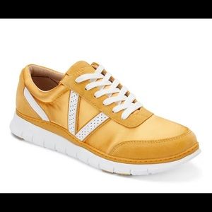 Vionic Nana Sneakers